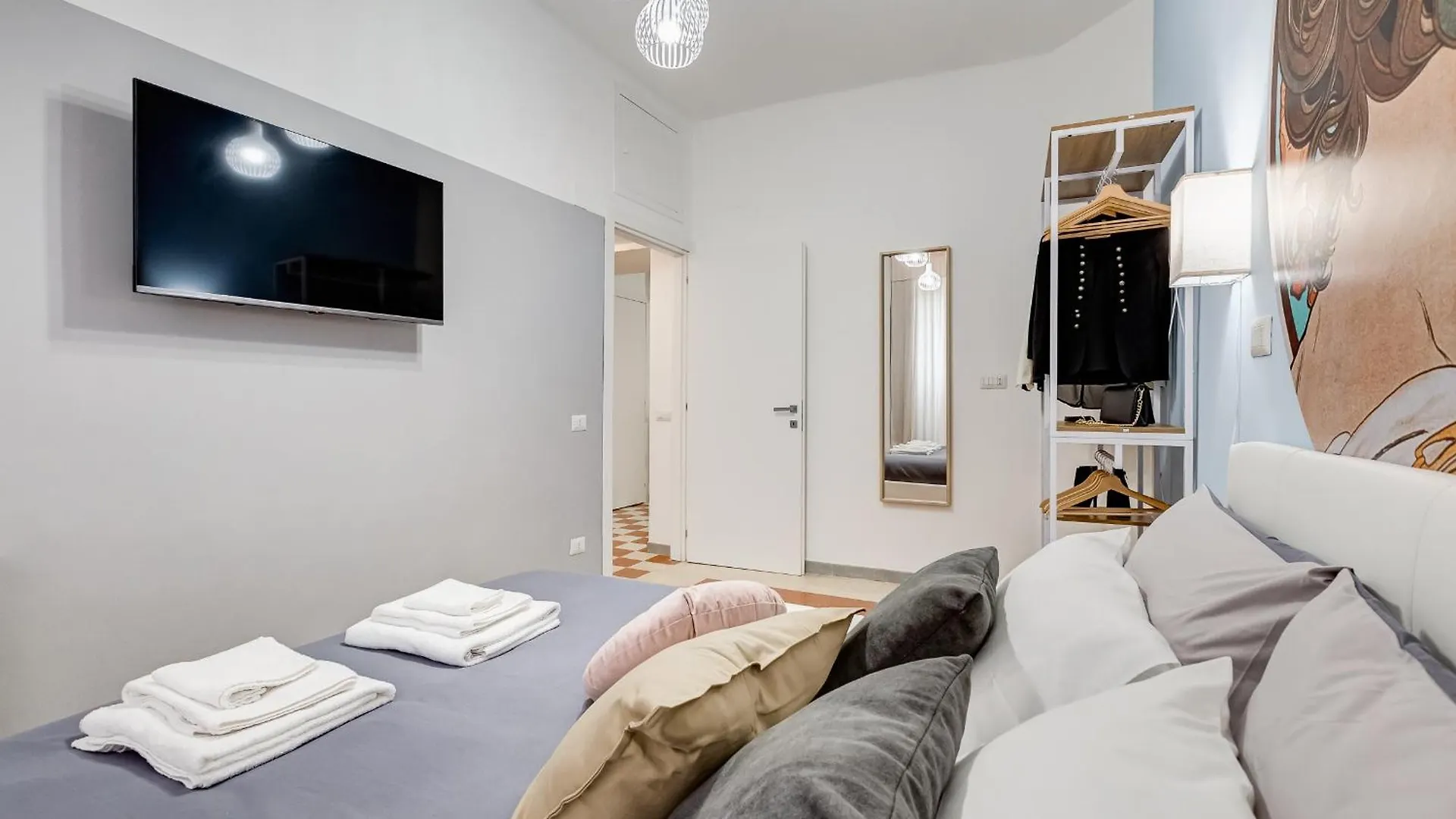 Apartment L&L Cozy 2-Bdr Apt In San Giovanni District Rome