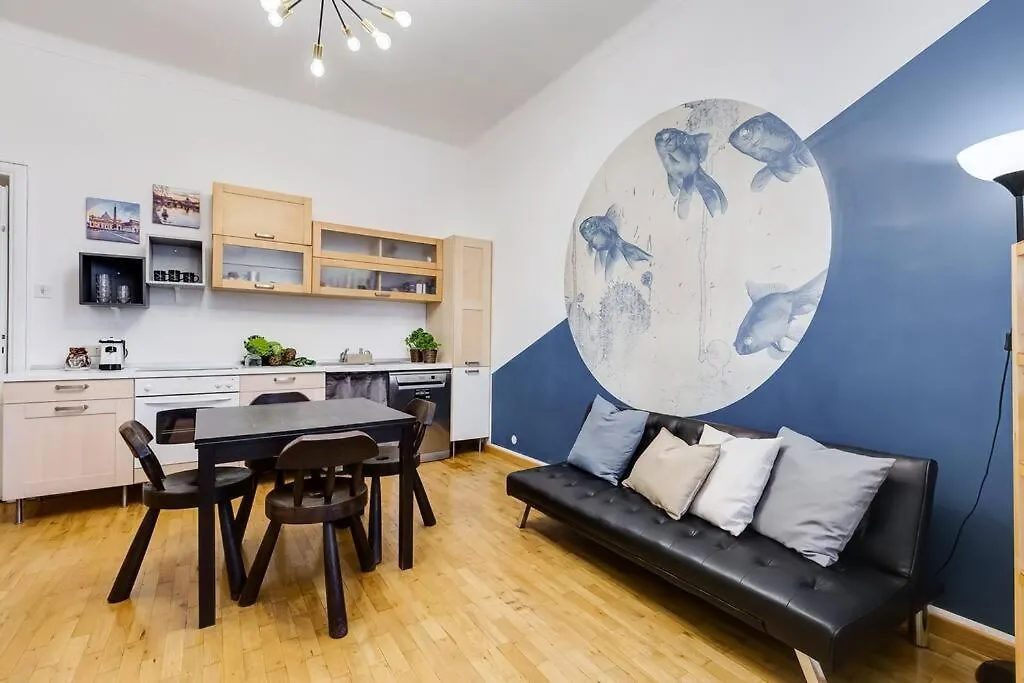 L&L Cozy 2-Bdr Apt In San Giovanni District Rome 0*,
