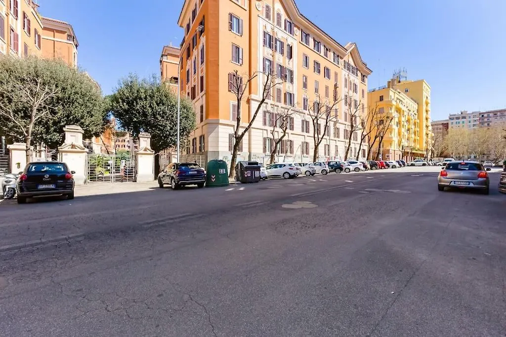L&L Cozy 2-Bdr Apt In San Giovanni District Rome
