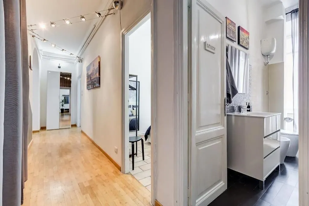 Apartment L&L Cozy 2-Bdr Apt In San Giovanni District Rome