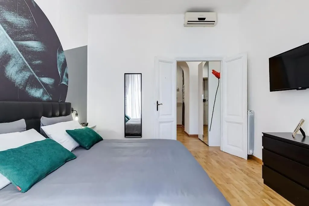 L&L Cozy 2-Bdr Apt In San Giovanni District Rome Apartment