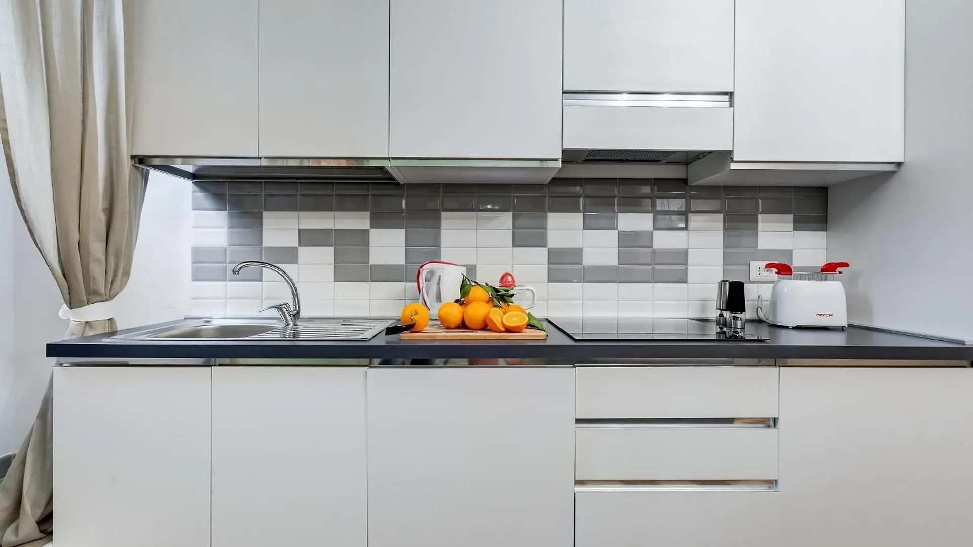 Apartment L&L Cozy 2-Bdr Apt In San Giovanni District Rome
