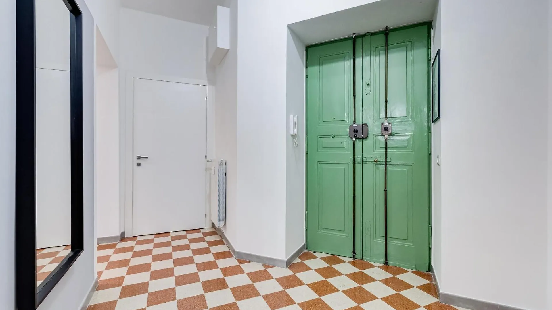 L&L Cozy 2-Bdr Apt In San Giovanni District Rome Apartment