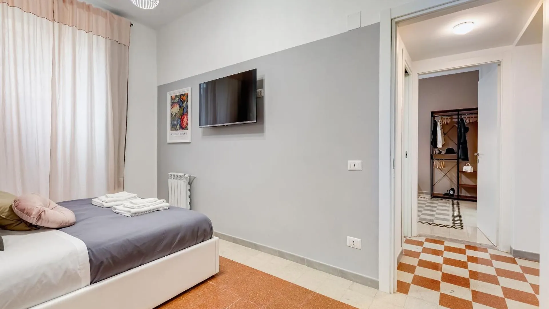 L&L Cozy 2-Bdr Apt In San Giovanni District Rome 0*,